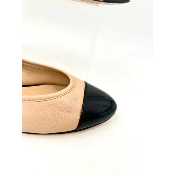 MICHAEL MICHAEL KORS BEIGE & BLACK BALLET FLATS W/ GOLD CHAIN ACCENT - 6M - Picture 3 of 10